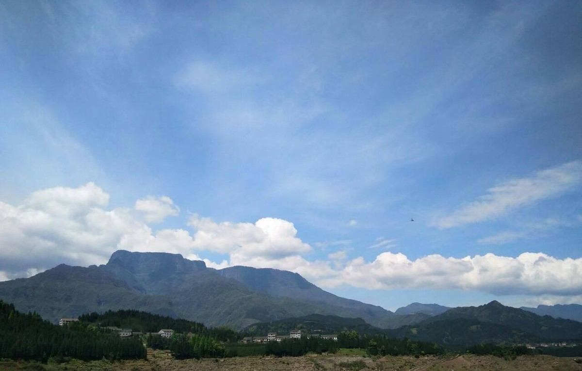 道家哲学起源之争_道家发源地在哪里_鹤鸣山道教文化