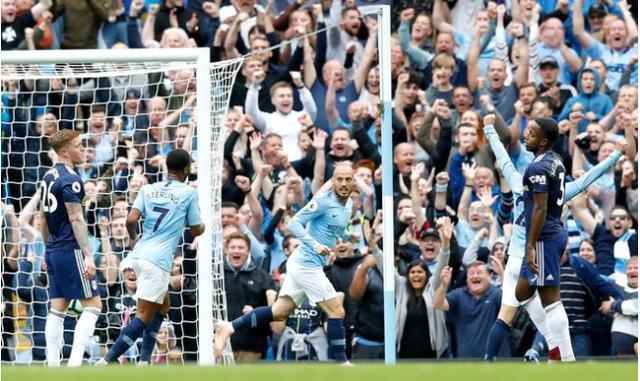 阴历七月二十二日这天为啥有人烧纸钱又有人拜财神？