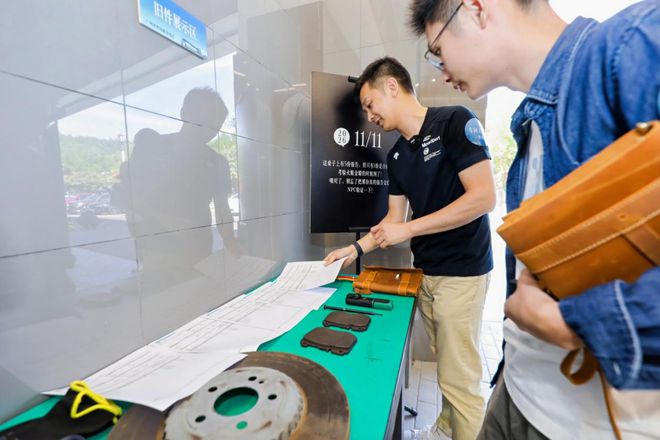 梅赛德斯-奔驰车间大侦探活动_奔驰售后服务豪华体验_奔驰售后服务中心