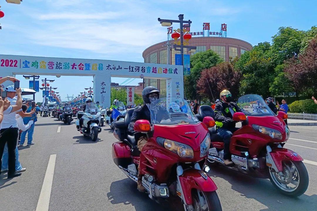 移民加拿大现在大概需要多少钱？