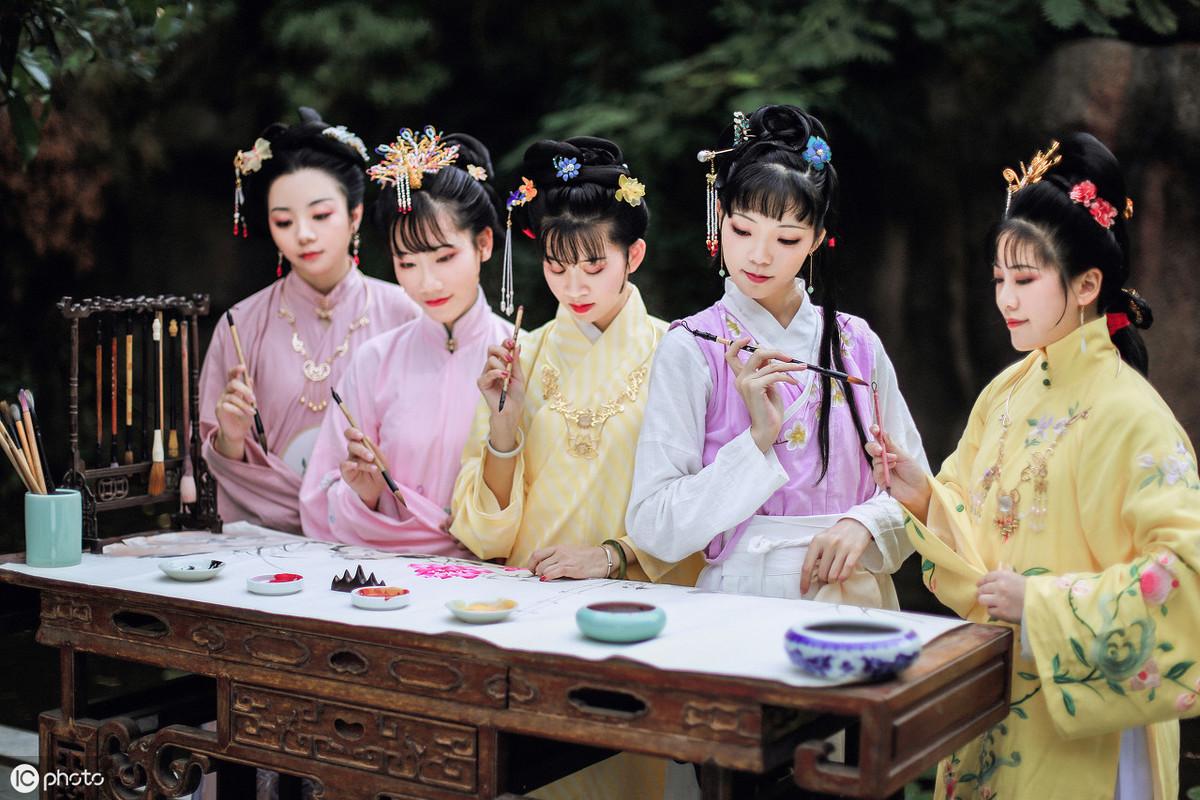 罗布森这角色新手到底该怎么玩? 罗布森这角色新手到底该怎么玩?