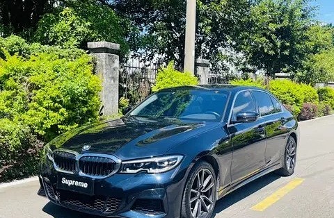 宝马320新款2021怎么样？实测体验与购买建议全解析