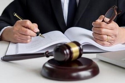 律师会见一次收费多少齐齐哈尔：专业解读与实用省钱攻略