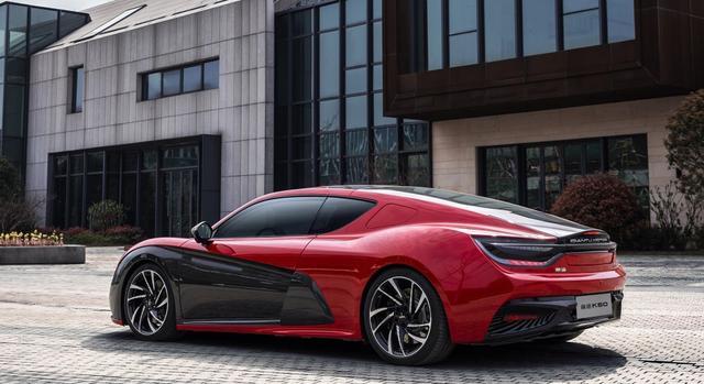 法拉利手机真的能跑赢保时捷吗？