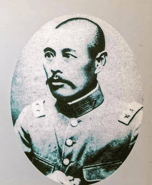 民国袁树珊相术_蒋介石八字算命_袁树珊八字算命案例