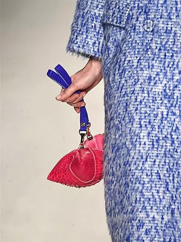 为什么2015年11月16日让全球玩家集体通宵？