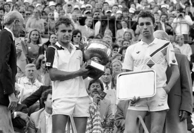 在瑞典买个七座车，到底该不该上华人论坛找攻略？