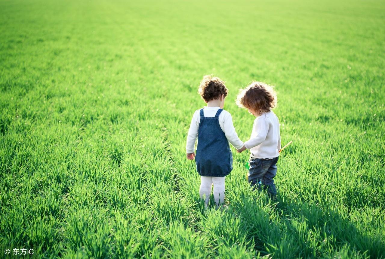 梦见老家的邻居预示什么?心理学解析与运势全指南 梦见老家的邻居预示什么?心理学解析与运势全指南