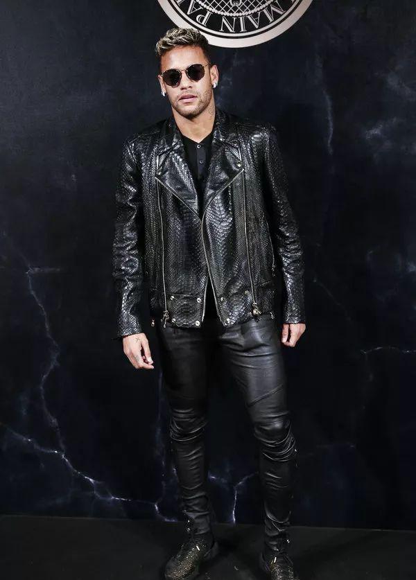 内马尔到底有多高？矮个子球员如何统治绿茵场？