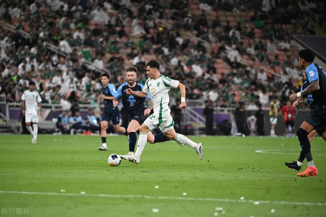 亚冠14决赛结果震撼，沙特三强强势晋级