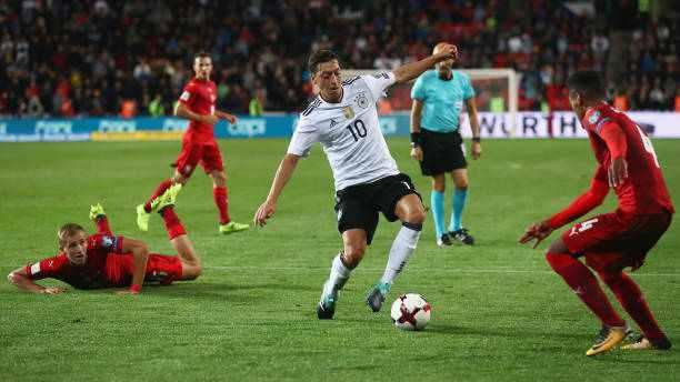 拉姆塞真的是中场万金油吗？