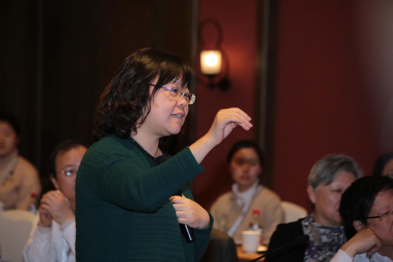 第一次参加世界华人论坛该带什么脑子去？