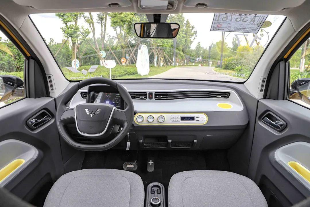 五菱宏光2012款现在还能闭眼入吗? 五菱宏光2012款现在还能闭眼入吗?