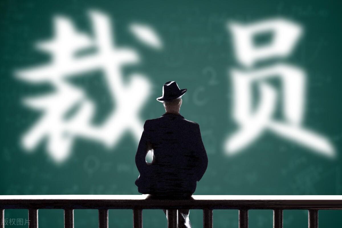 雷诺风景:家用MPV的革新之路,空间魔术与法式设计的碰撞,停产车型为何仍受追捧 雷诺风景:家用MPV的革新之路,空间魔术与法式设计的碰撞,停产车型为何仍受追捧