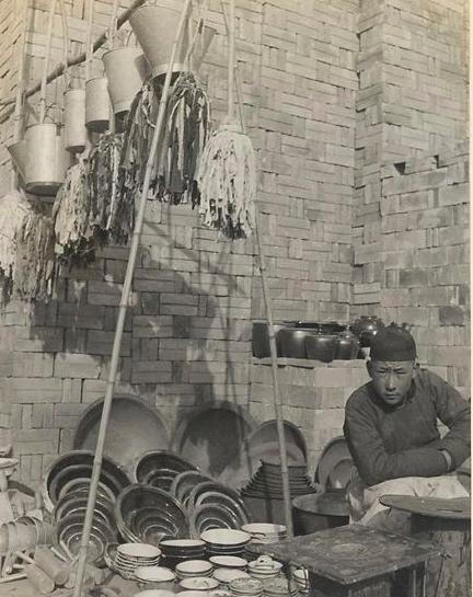 摆摊算命真的能月入过万吗？