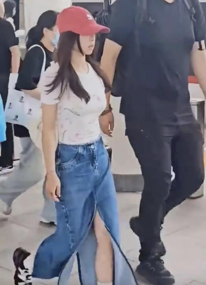 蔡依林咸阳机场偶遇_蔡依林40岁感慨_蔡依林 40岁