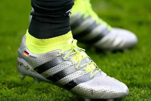 球星女友到底有多难当？胡梅尔斯和Cathy的相处之道你学得会吗？