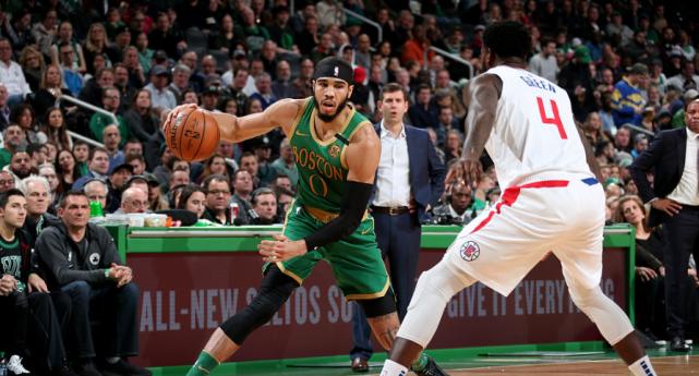 塔图姆为什么凌晨三点给科比发短信？