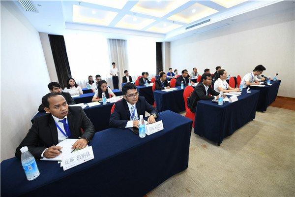 在柬埔寨生活不会用华人论坛？你亏大了！