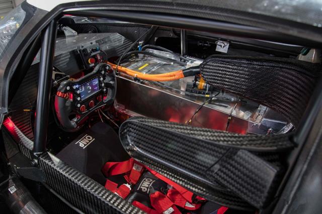 2025年梦见卖牛吉凶？星座预警与财富密码全解析