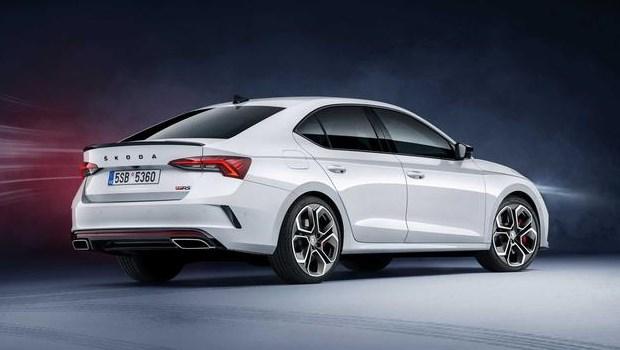 猫咪咳起来像卡了痰该喂人用止咳糖浆吗? 猫咪咳起来像卡了痰该喂人用止咳糖浆吗?