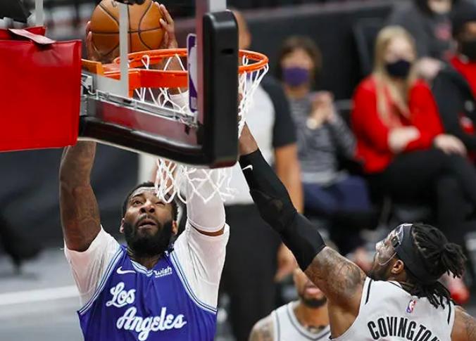 浓眉哥剃眉毛直播为啥能刷爆热搜？