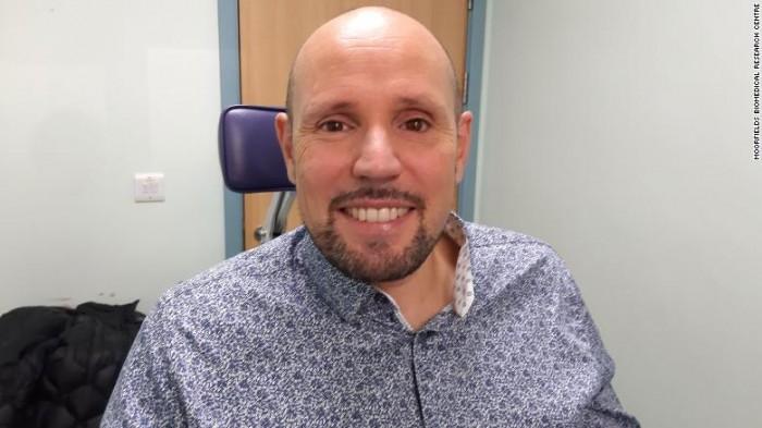 肥皂菌丨珉珉的猫咪到底该怎么玩才不翻车? 肥皂菌丨珉珉的猫咪到底该怎么玩才不翻车?