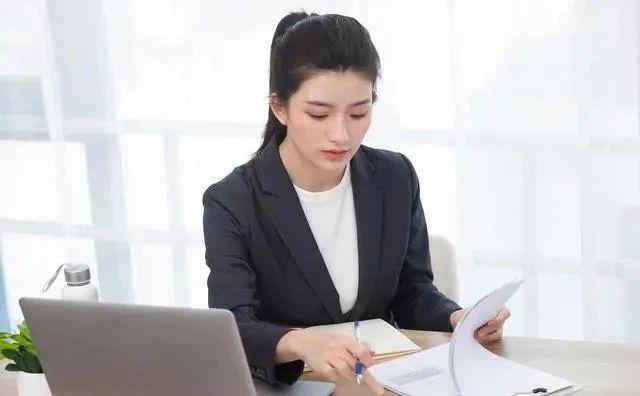 苏小研是国企职场新人的理想选择吗？