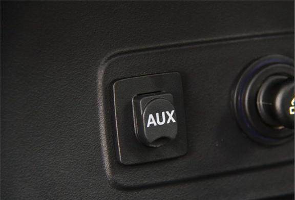 汽车AUX接口是什么?怎么使用?它与USB接口有什么区别,音频效果如何? 汽车AUX接口是什么?怎么使用?它与USB接口有什么区别,音频效果如何?