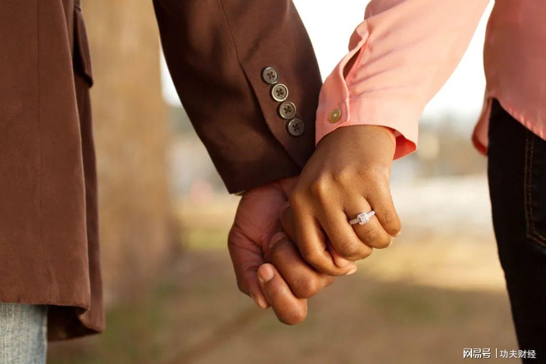 婚姻盟约图片_简约风婚姻盟约图片哪里找？