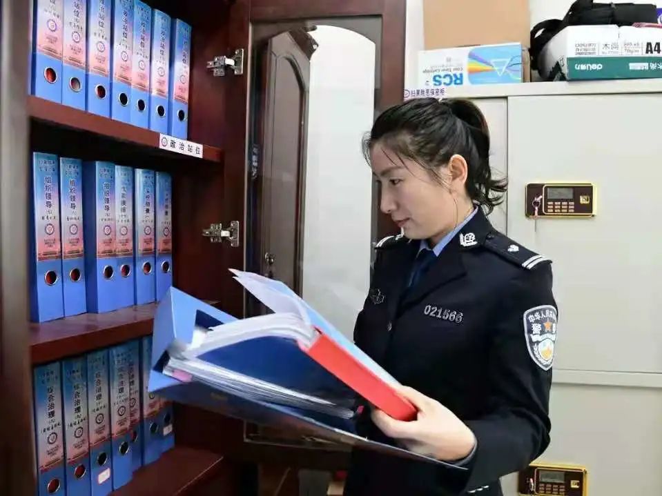 民警公职律师个人年度总结模板，速领