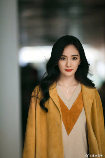 杨幂命格_食神生财格局好不好？