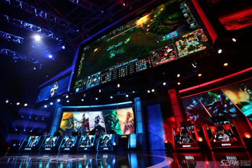 lols4总决赛宣传片:当年的震撼,如今看依然燃爆 lols4总决赛宣传片:当年的震撼,如今看依然燃爆