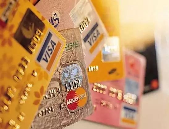 信用卡金卡有什么权益？购物出行积分福利汇总，实用又划算