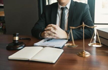 公司律师的官方定义及核心特征揭秘，小白也能懂