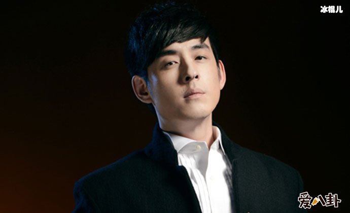 演员刘欢的脸怎么了