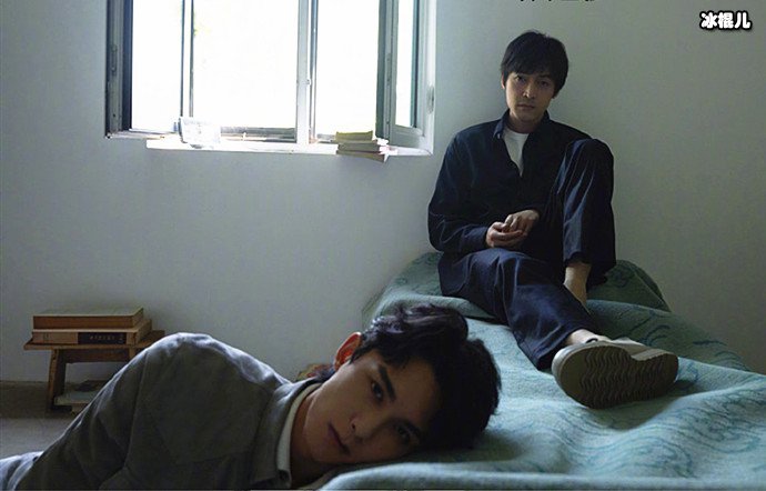 胡歌吴磊同框文艺清冷大片