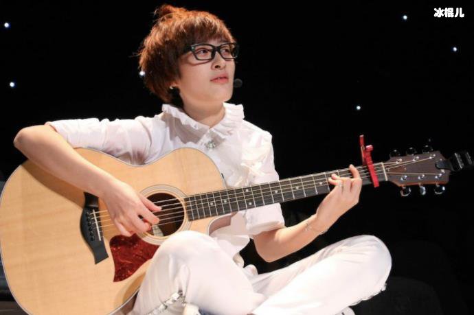 曾轶可机场事件 