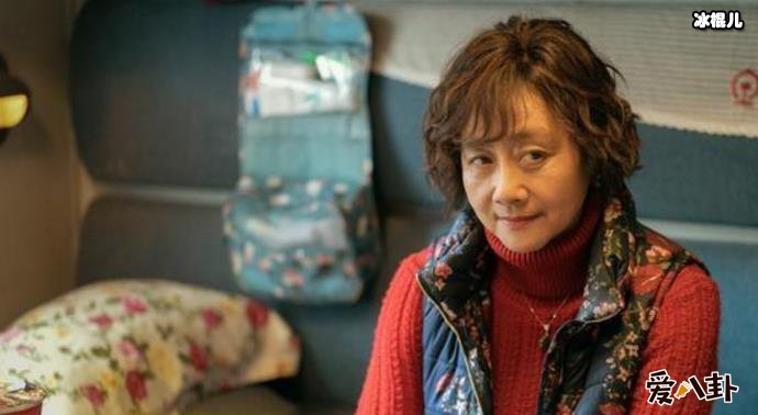 黄梅莹饰演囧妈