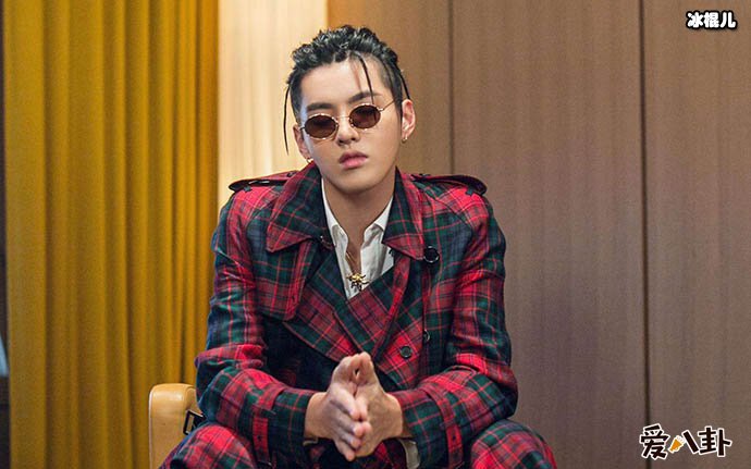 吴亦凡插刀蔡徐坤是怎么回事