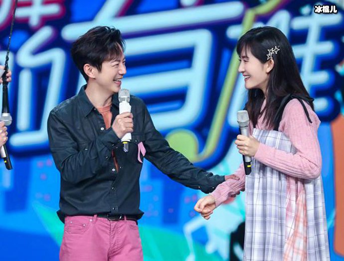 谢娜何炅的照片