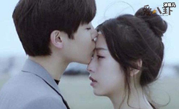 周雨彤豪宅内景曝光