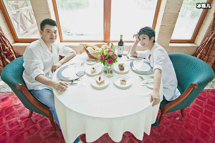 黄奕和丈夫黄毅清