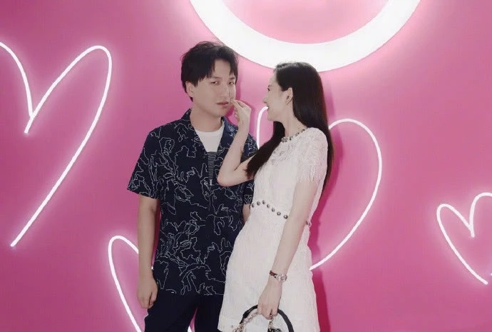 宋祖儿绯闻男友包先生是什么来历