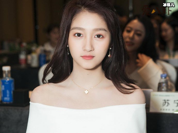 关晓彤真的是满清格格吗