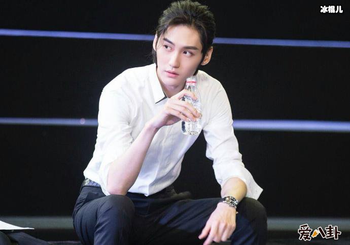 汪铎逯恣祯关系