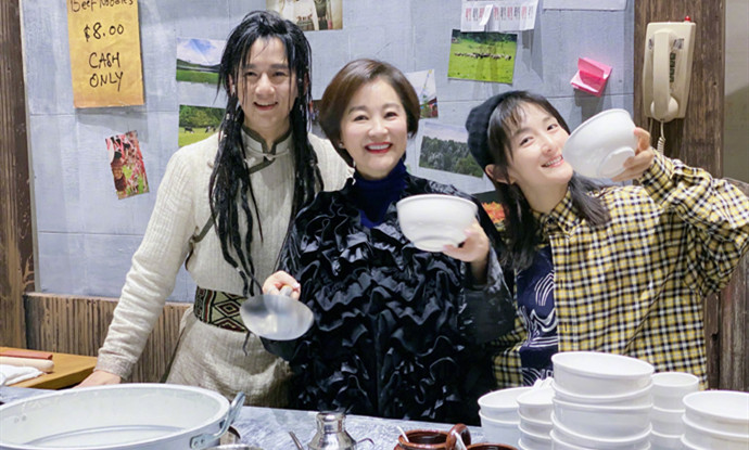 林青霞谢娜同框怎么回事？