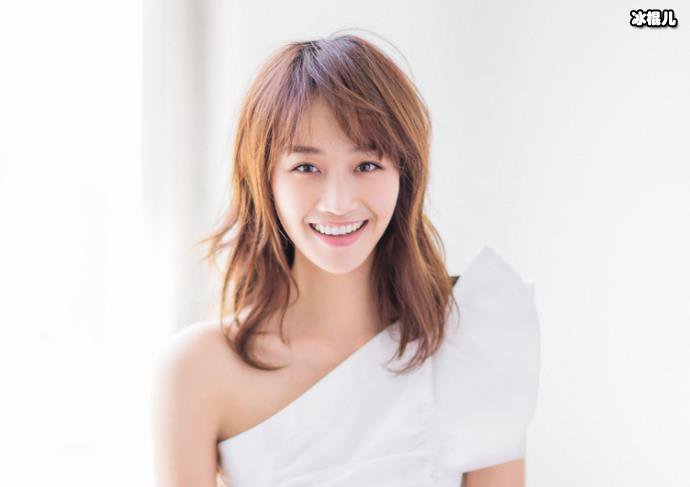 蓝盈莹家境怎么样