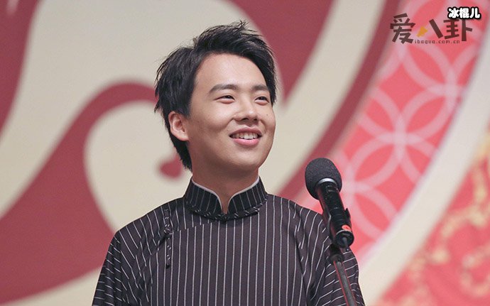 张含韵得知郭麒麟喜欢姐弟恋而吃惊