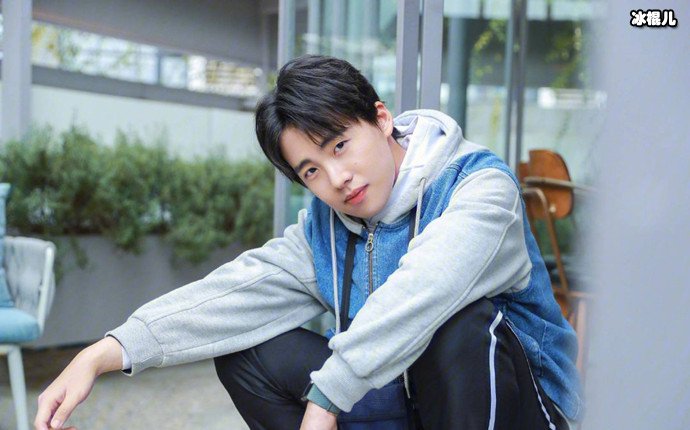 郭麒麟谈星二代标签